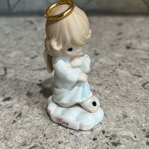 Vintage 1996 precious moments figure